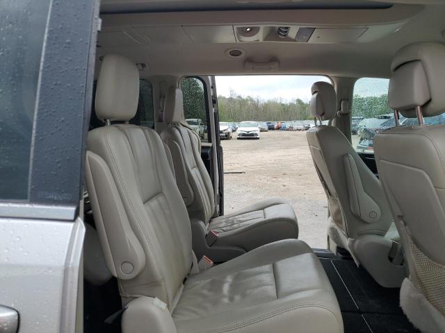 Photo 11 from auction – 2011 CHRYSLER TOWN & COU with VIN 2A4RR8DG3BR764303