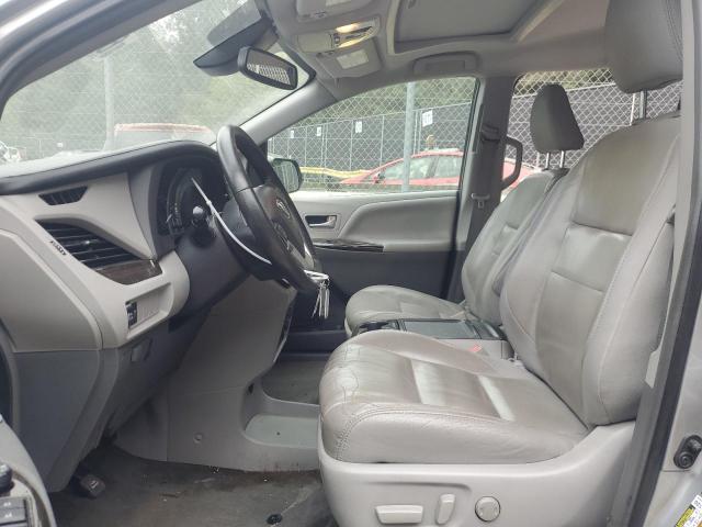 Photo 7 from auction – 2018 TOYOTA SIENNA XLE with VIN 5TDYZ3DC2JS929605