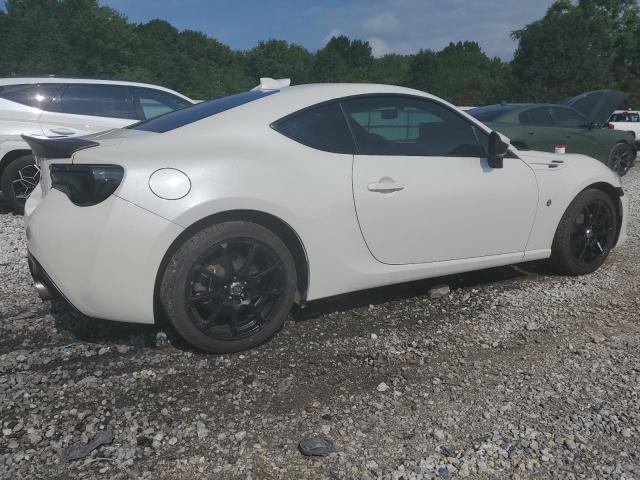 Photo 3 from auction – 2017 TOYOTA 86 BASE with VIN JF1ZNAA15H8708981