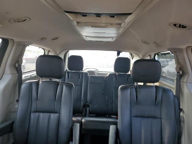 Photo 10 from auction – 2016 CHRYSLER TOWN & COU with VIN 2C4RC1BG5GR248176