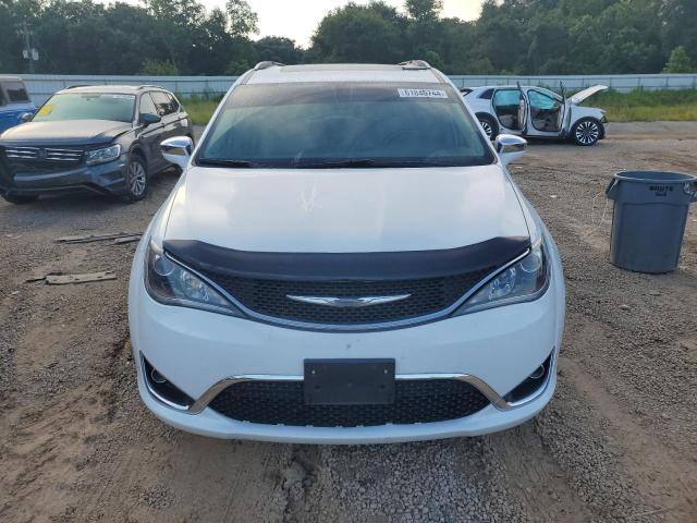 Photo 5 from auction – 2017 CHRYSLER PACIFICA L with VIN 2C4RC1GG8HR570045