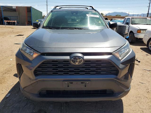 Photo 5 from auction – 2019 TOYOTA RAV4 LE with VIN JTMF1RFV6KD026502