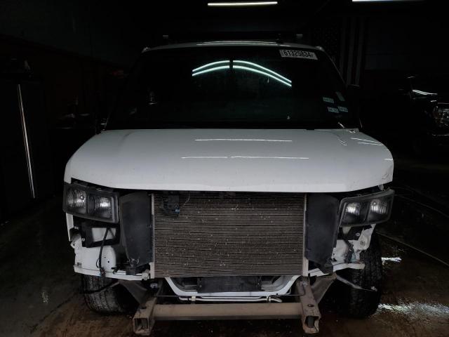 Photo 5 from auction – 2018 CHEVROLET EXPRESS G2 with VIN 1GCWGBFP1J1276902