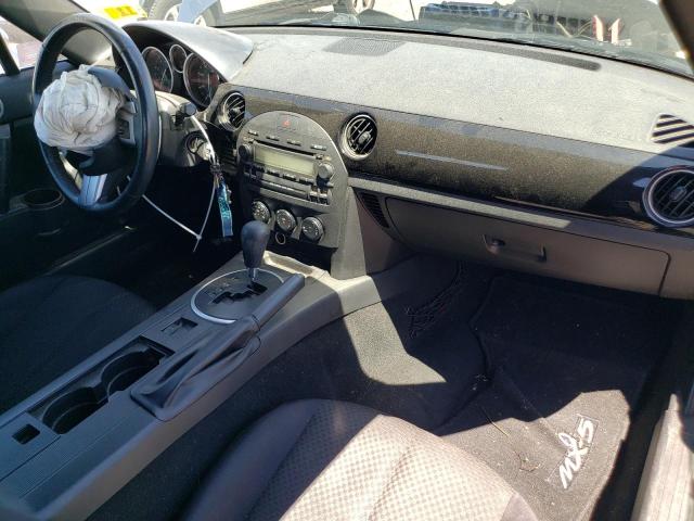 Photo 8 from auction – 2006 MAZDA MX-5 MIATA with VIN JM1NC25F760120151