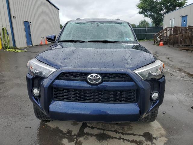 Photo 5 from auction – 2019 TOYOTA 4RUNNER SR with VIN JTEBU5JR7K5618103