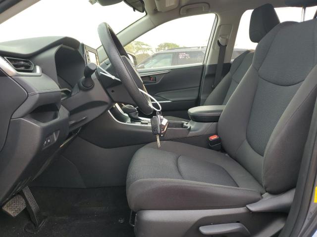 Photo 7 from auction – 2021 TOYOTA RAV4 LE with VIN JTMLWRFV0MD117367