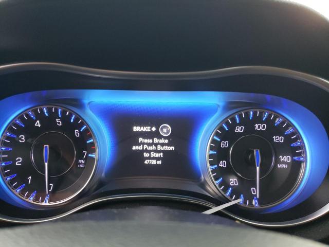 Photo 9 from auction – 2019 CHRYSLER 300 TOURIN with VIN 2C3CCAAG0KH758672