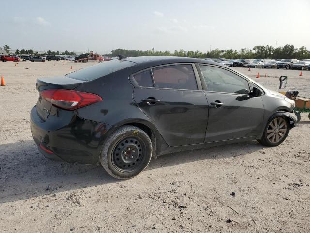 Photo 3 from auction – 2017 KIA FORTE LX with VIN 3KPFK4A77HE081105