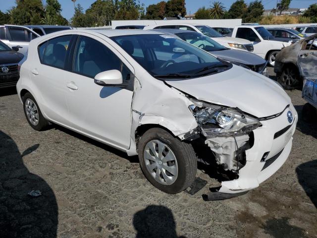 Photo 4 from auction – 2014 TOYOTA PRIUS C with VIN JTDKDTB34E1563687