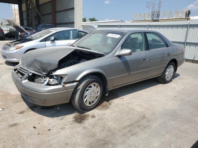 TOYOTA CAMRY CE 1998 with VIN 4T1BF22K6WU067782 - Photo from auction