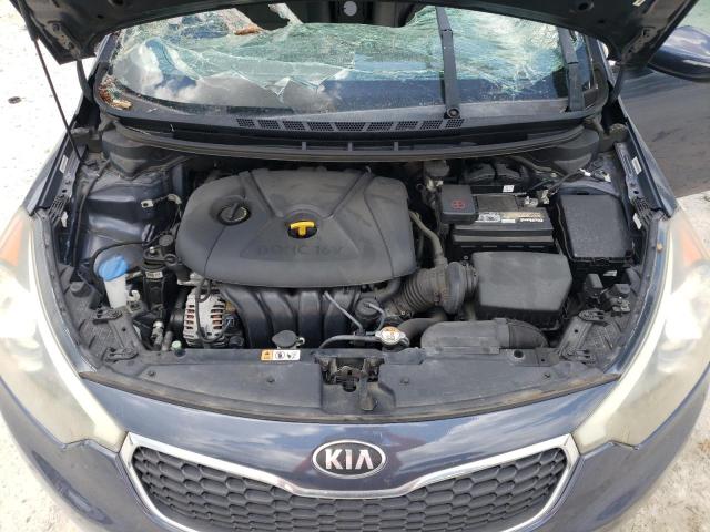 Photo 11 from auction – 2015 KIA FORTE LX with VIN KNAFX4A66F5302806