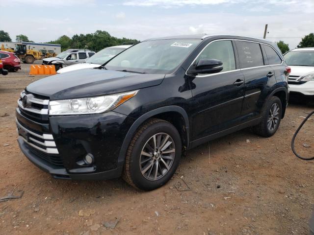 TOYOTA HIGHLANDER 2019 with VIN 5TDJZRFH0KS920707 - Photo from auction