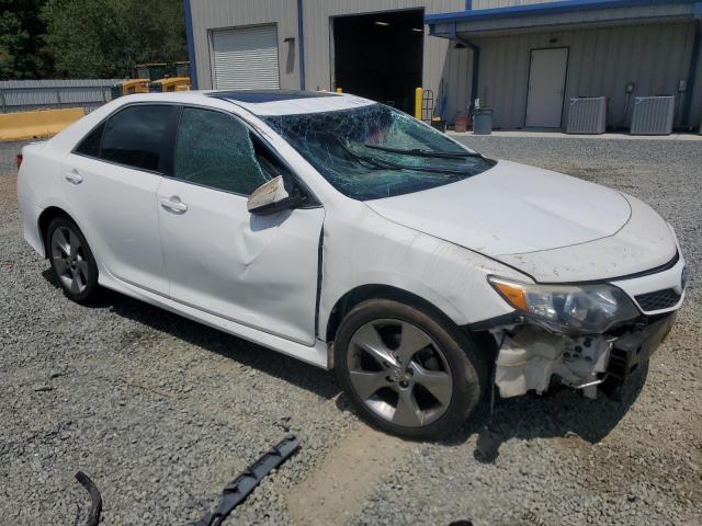 Photo 4 from auction – 2014 TOYOTA CAMRY SE with VIN 4T1BK1FK4EU026176