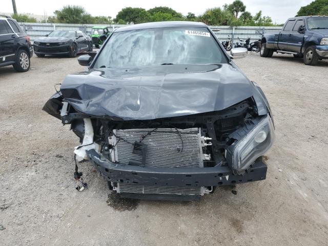 Photo 5 from auction – 2015 CHRYSLER 300 LIMITE with VIN 2C3CCAAG3FH830695