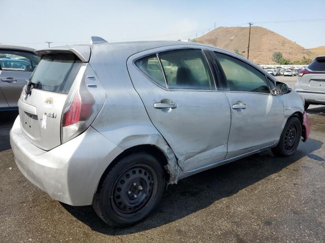 Photo 3 from auction – 2016 TOYOTA PRIUS C with VIN JTDKDTB39G1115710