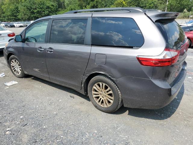 Photo 2 from auction – 2016 TOYOTA SIENNA XLE with VIN 5TDYK3DC2GS694667