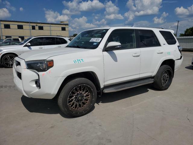 TOYOTA 4RUNNER SR 2014 with VIN JTEBU5JR7E5199481 - Photo from auction