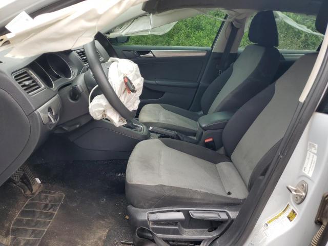 Photo 7 from auction – 2017 VOLKSWAGEN JETTA S with VIN 3VW2B7AJ6HM355005