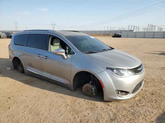 Photo 4 from auction – 2017 CHRYSLER PACIFICA L with VIN 2C4RC1GG1HR619974