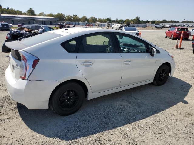 Photo 3 from auction – 2015 TOYOTA PRIUS with VIN JTDKN3DU8F0460072