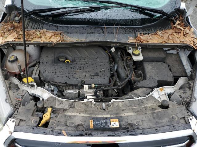 Photo 12 from auction – 2017 FORD ESCAPE SE with VIN 1FMCU0GD5HUF02531