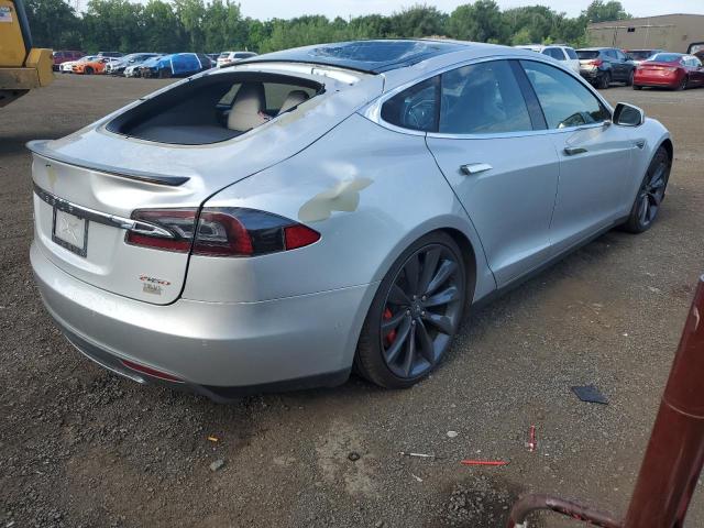 Photo 3 from auction – 2015 TESLA MODEL S P8 with VIN 5YJSA1H41FF083001