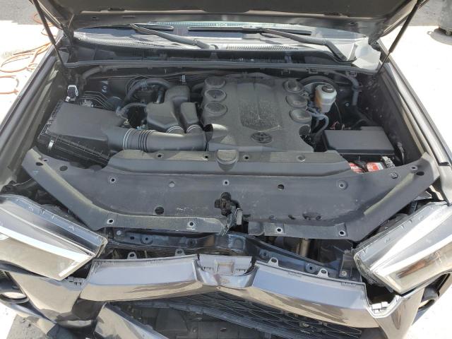 Photo 12 from auction – 2018 TOYOTA 4RUNNER SR with VIN JTEZU5JR5J5169503