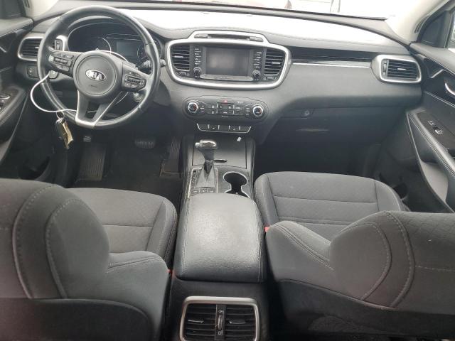 Photo 8 from auction – 2017 KIA SORENTO LX with VIN 5XYPGDA34HG295216