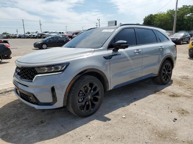 KIA SORENTO 2022 with VIN 5XYRK4LF1NG090916 - Photo from auction