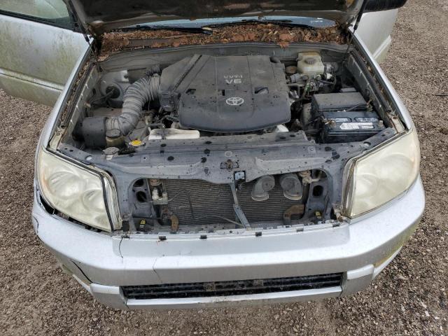 Photo 11 from auction – 2003 TOYOTA 4RUNNER SR with VIN JTEZU14RX30007449