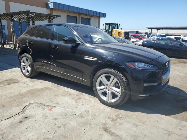 Photo 4 from auction – 2017 JAGUAR F-PACE R - with VIN SADCL2BV8HA497382