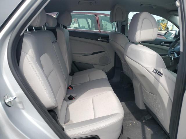 Photo 11 from auction – 2018 HYUNDAI TUCSON SEL with VIN KM8J3CA44JU779746