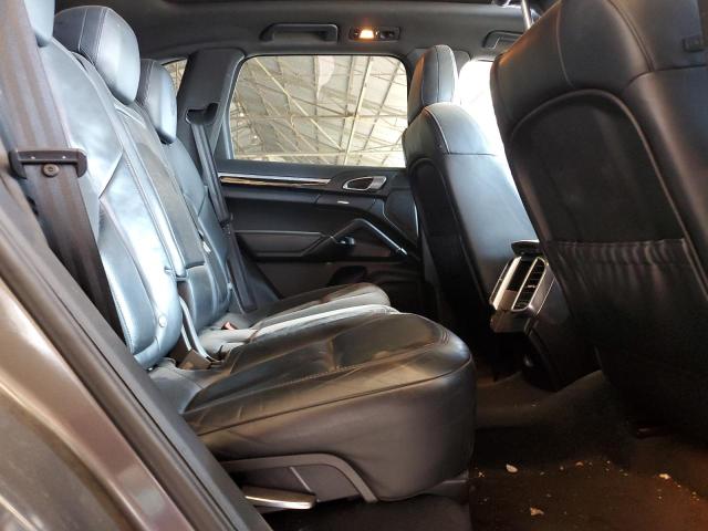 Photo 10 from auction – 2012 PORSCHE CAYENNE S with VIN WP1AE2A25CLA93763