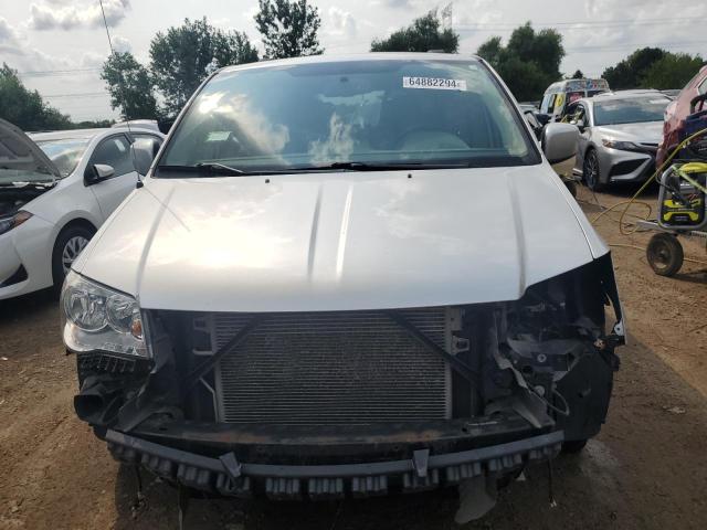 Photo 5 from auction – 2012 CHRYSLER TOWN & COU with VIN 2C4RC1BG6CR292312