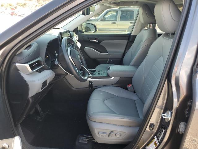Photo 7 from auction – 2021 TOYOTA HIGHLANDER with VIN 5TDHZRBH0MS547353