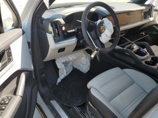 Photo 8 from auction – 2024 PORSCHE CAYENNE with VIN WP1AA2AY4RDA10598