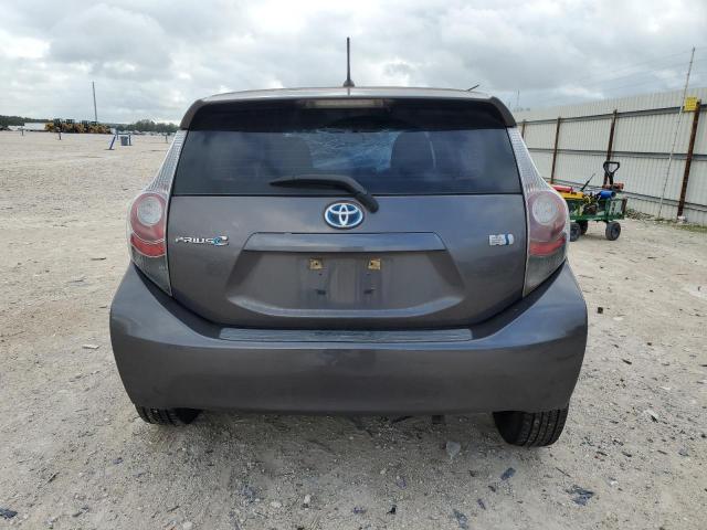 Photo 6 from auction – 2013 TOYOTA PRIUS C with VIN JTDKDTB33D1540531