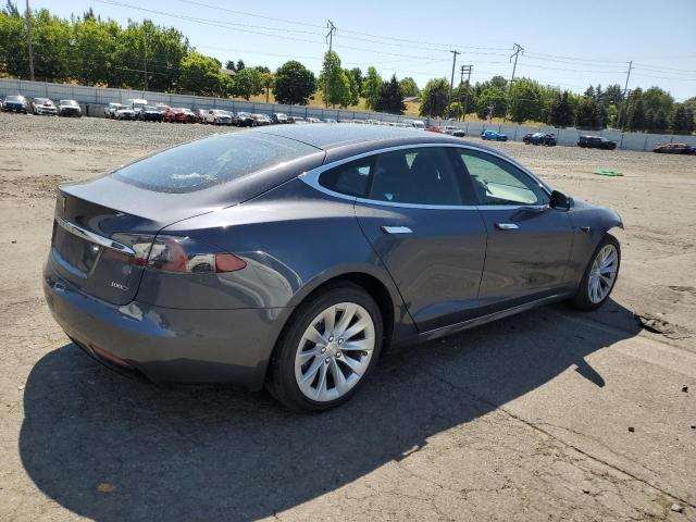 Photo 3 from auction – 2019 TESLA MODEL S with VIN 5YJSA1E24KF302479