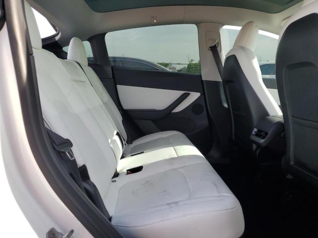 Photo 11 from auction – 2020 TESLA MODEL Y with VIN 5YJYGDEE6LF030894