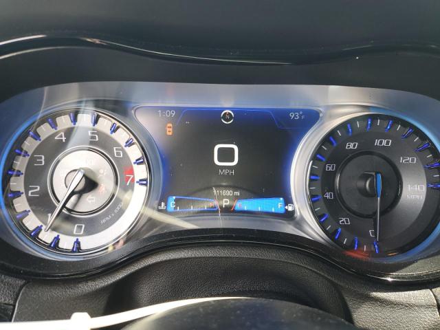 Photo 9 from auction – 2019 CHRYSLER 300 S with VIN 2C3CCABG3KH654322