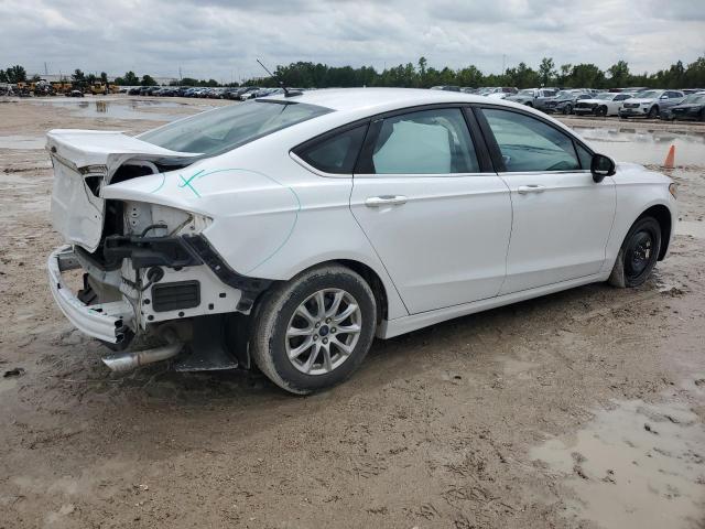 Photo 3 from auction – 2017 FORD FUSION S with VIN 3FA6P0G77HR267257