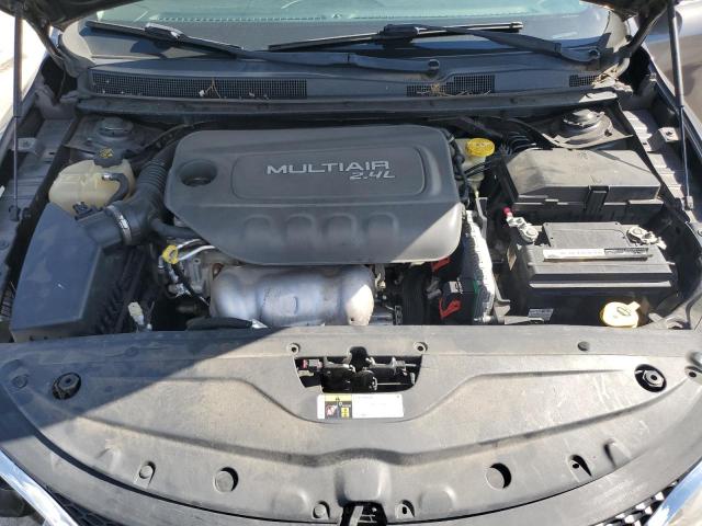 Photo 11 from auction – 2015 CHRYSLER 200 LIMITE with VIN 1C3CCCAB1FN615291