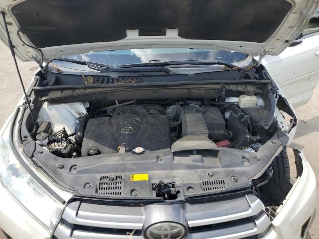 Photo 12 from auction – 2017 TOYOTA HIGHLANDER with VIN 5TDZZRFH9HS230689