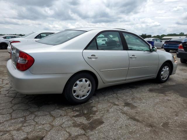 Photo 3 from auction – 2002 TOYOTA CAMRY LE with VIN 4T1BE32K82U622833