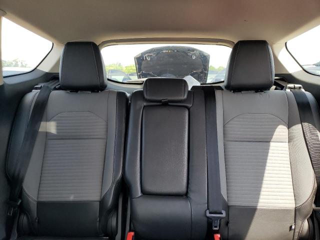 Photo 10 from auction – 2018 FORD ESCAPE SE with VIN 1FMCU0GD0JUC01882