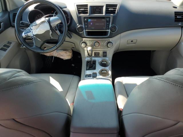Photo 8 from auction – 2013 TOYOTA HIGHLANDER with VIN 5TDBK3EH6DS229403