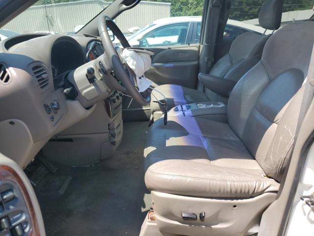 Photo 7 from auction – 2002 CHRYSLER TOWN & COU with VIN 2C8GP64L02R560755