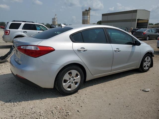 Photo 3 from auction – 2016 KIA FORTE LX with VIN KNAFK4A68G5573771