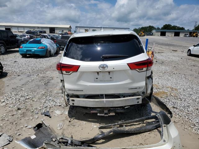 Photo 6 from auction – 2018 TOYOTA HIGHLANDER with VIN 5TDDZRFH3JS904836