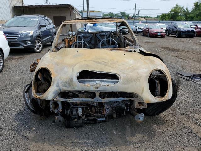 Photo 5 from auction – 2005 MINI COOPER S with VIN WMWRH33485TF81981